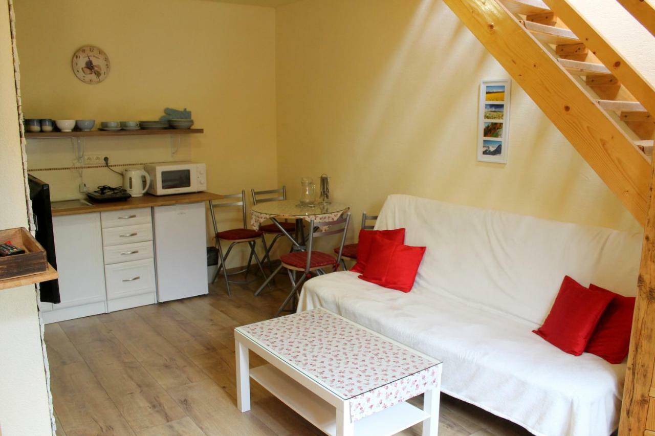 Apartmán Turista Pavčina Lehota Exterior foto